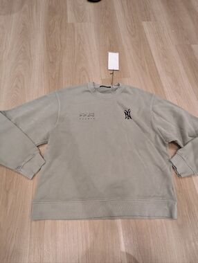 Stampd NWT Grey New York Cotton Crewneck Size L